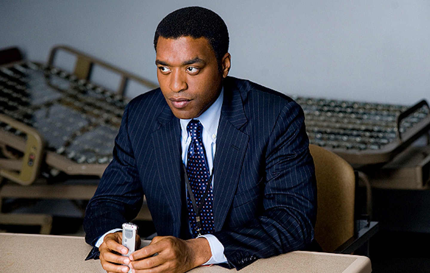 Chiwetel-Ejiofor-May-Face-James-Bond