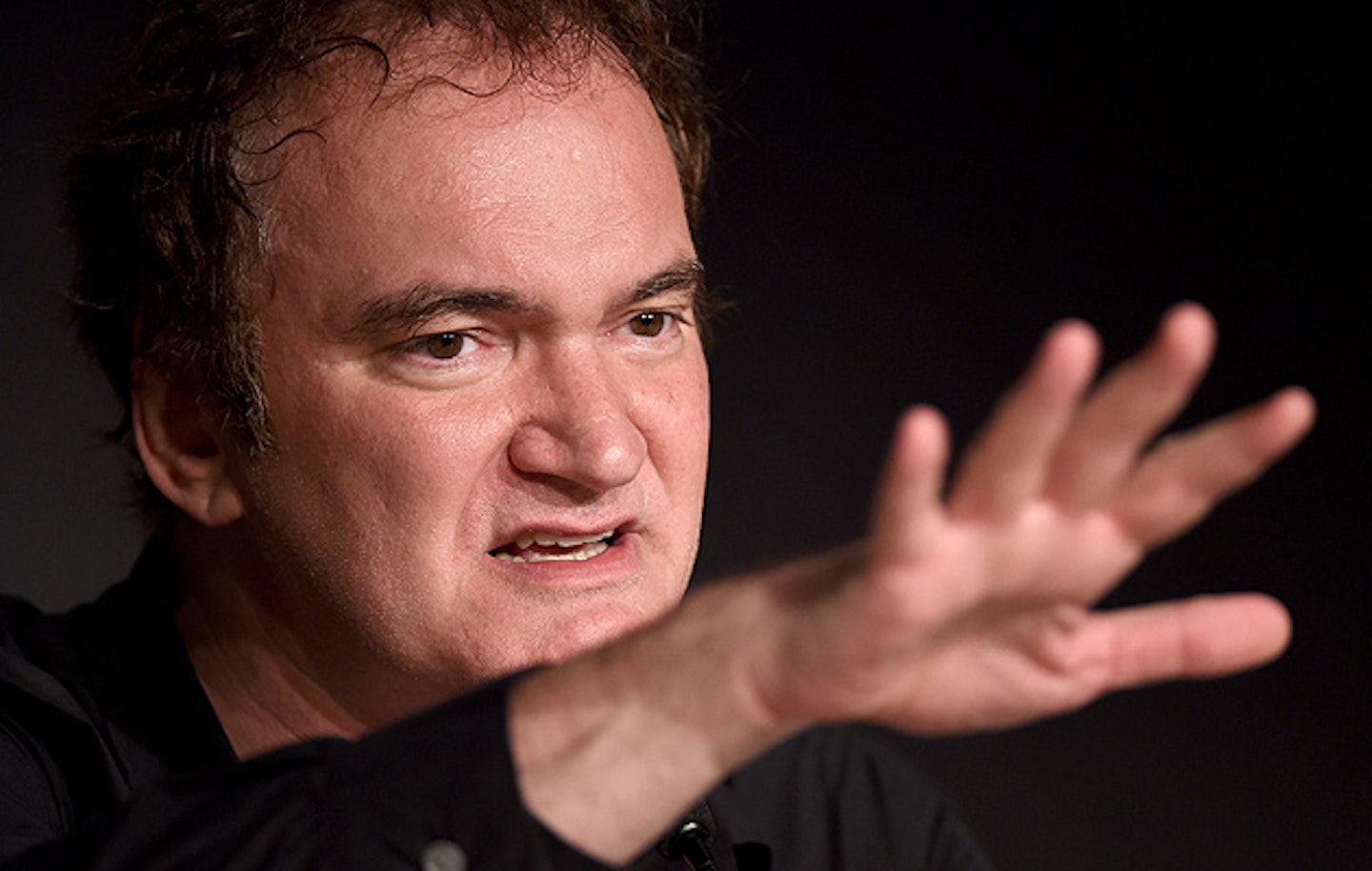 Quentin-Tarantino-Shelves-The-Hateful-Eight