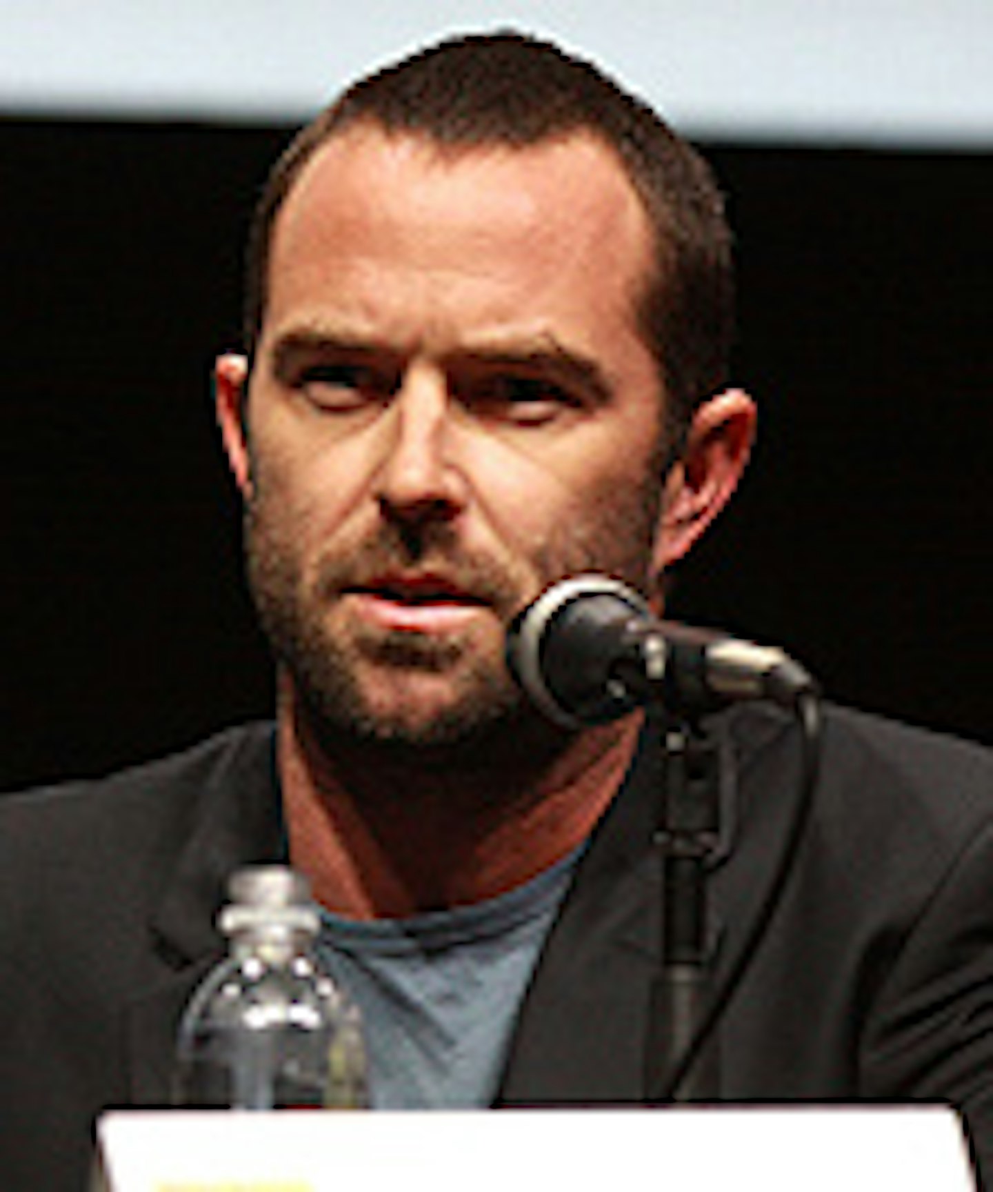 Sullivan Stapleton