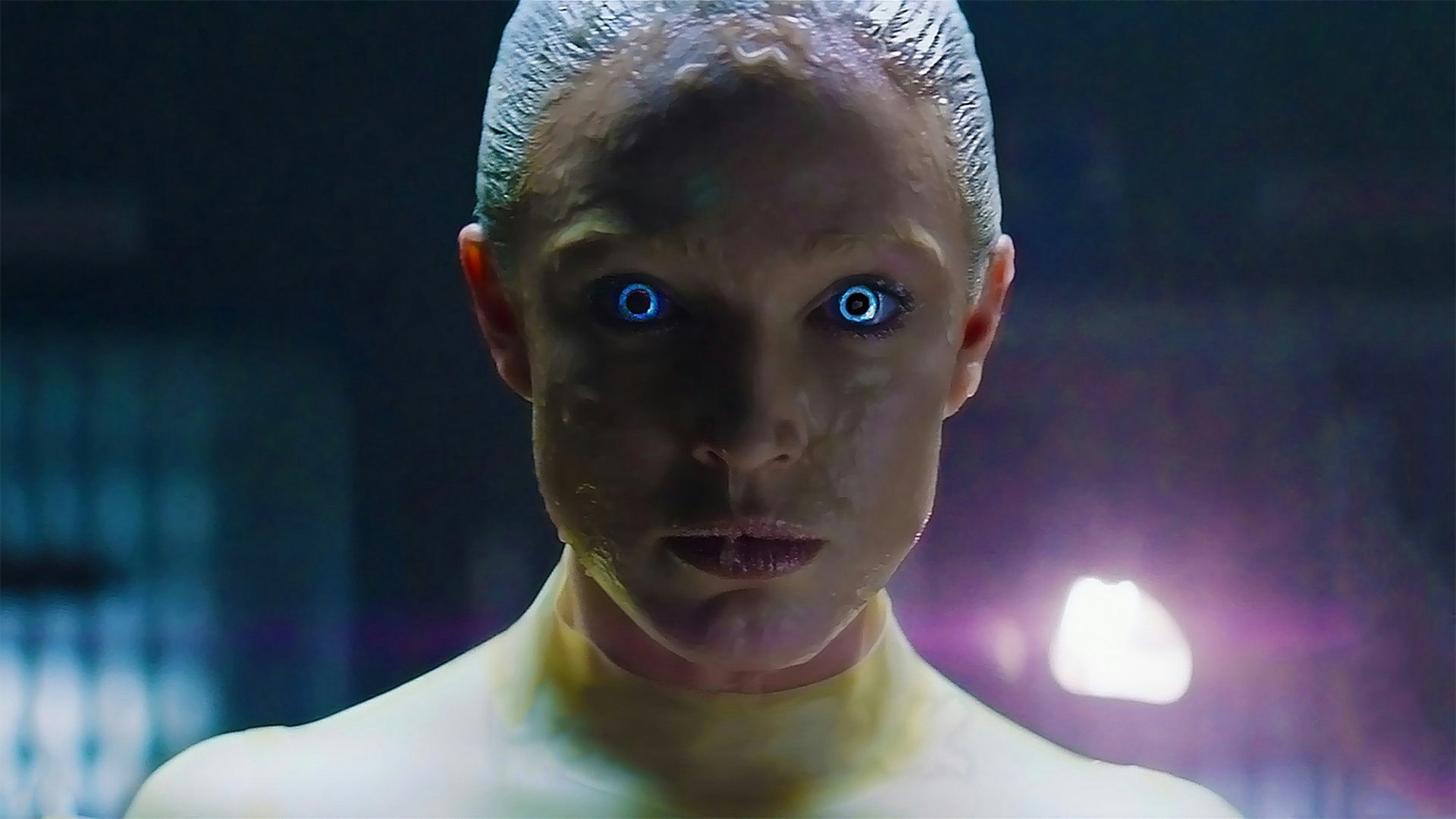 Extra Machine Movie The Machine Review | Movie - Empire