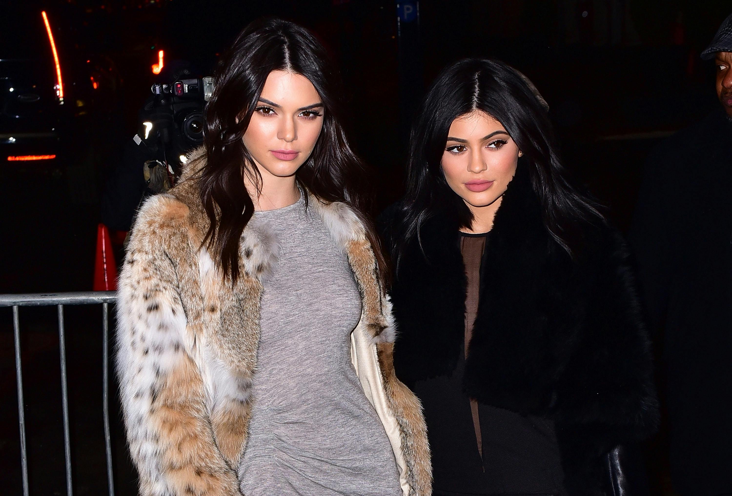 Instagram Throwback Kylie & Kendall Jenner