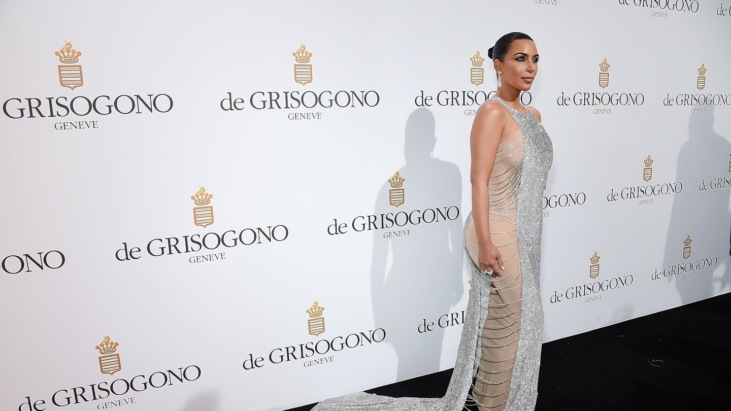 Kim Kardashian Dyed Her Cannes Dress With Teabags Kim Kardashian Dyed Her Cannes Dress With Teabags