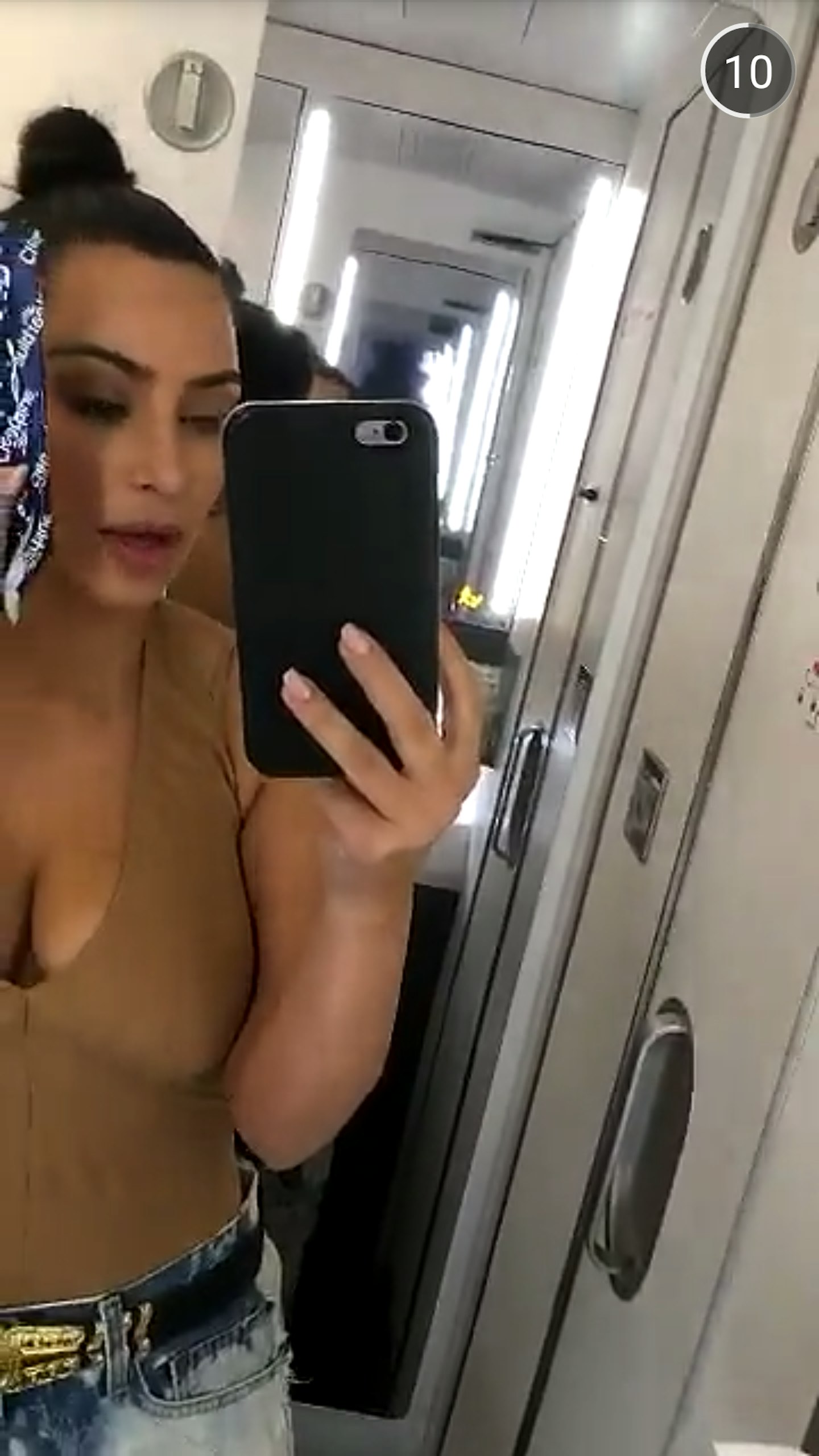 kim kardashian snapchat pregnancy test