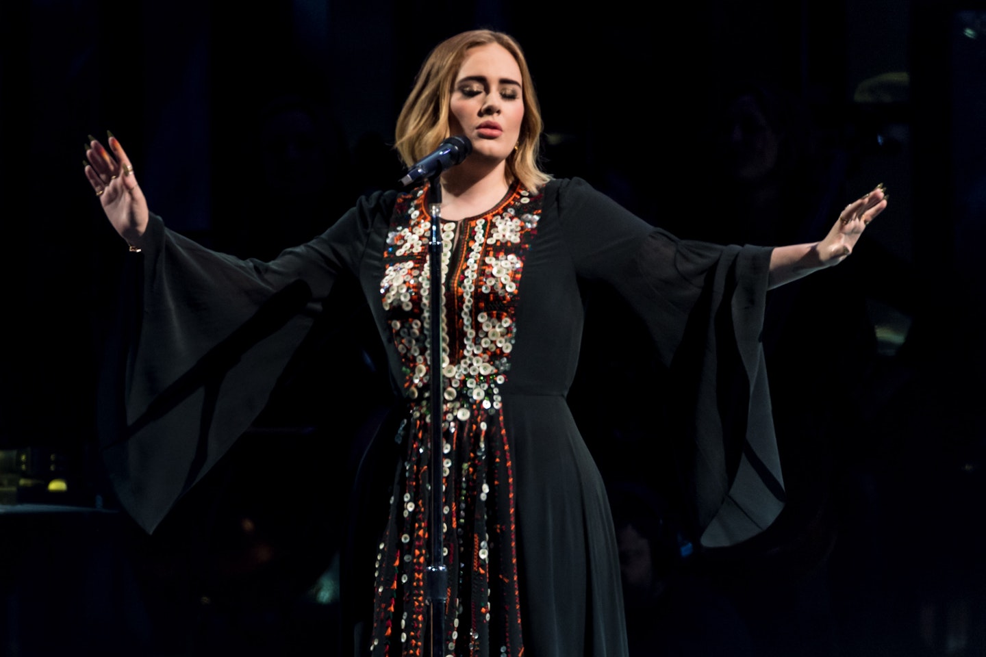 Adele at Glastonbury 2016