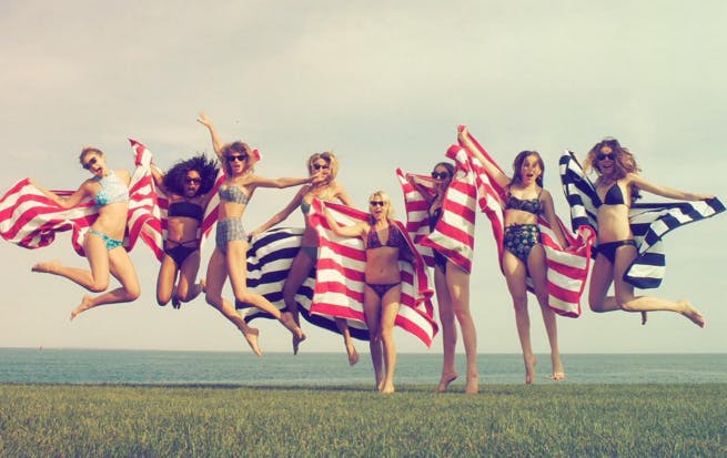 Looking Back: Taylor Swift’s Golden Summers and Her Sudden Disappearance from Fourth of July Celebrations-tuan