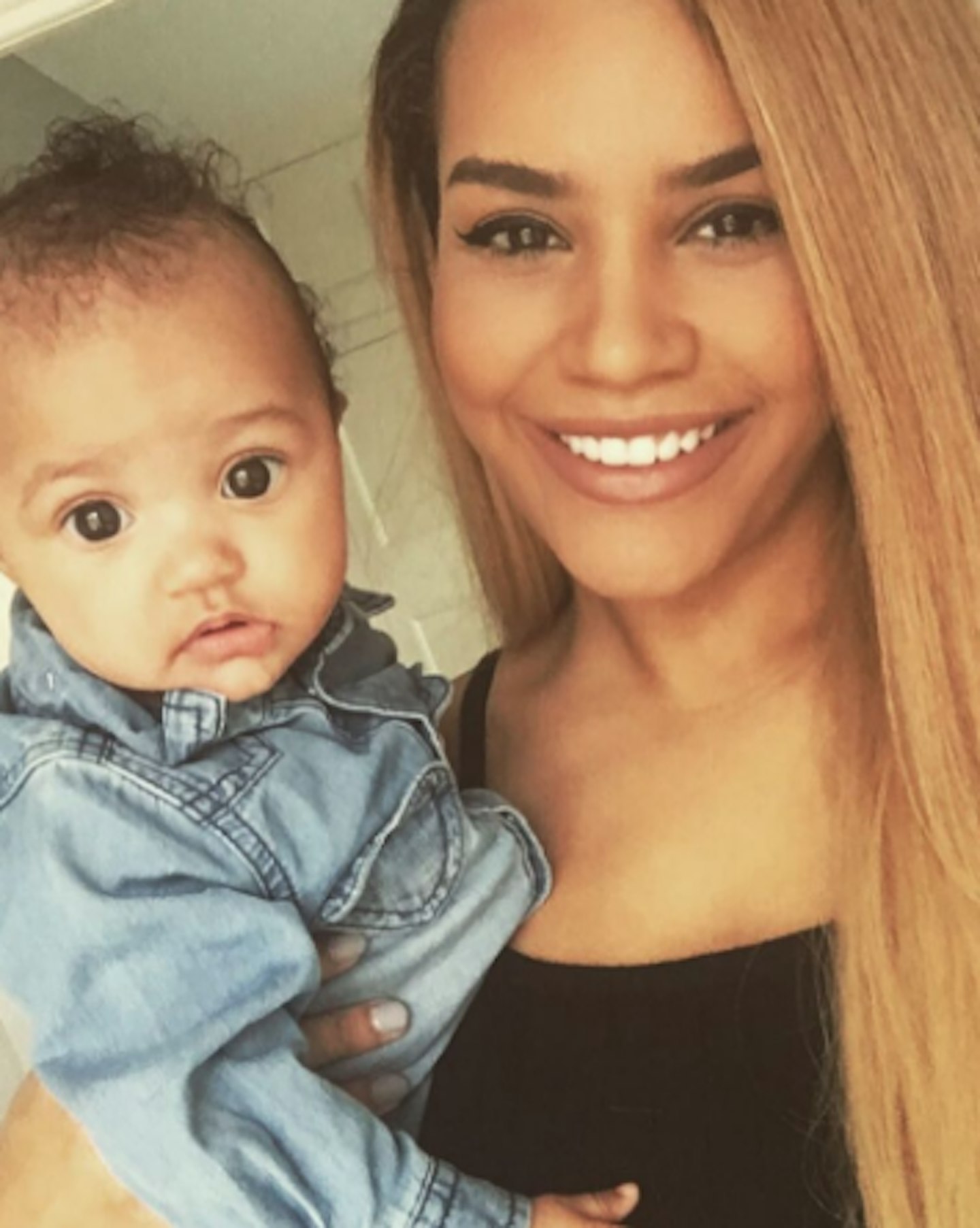 Lateysha Grace and baby Wynter