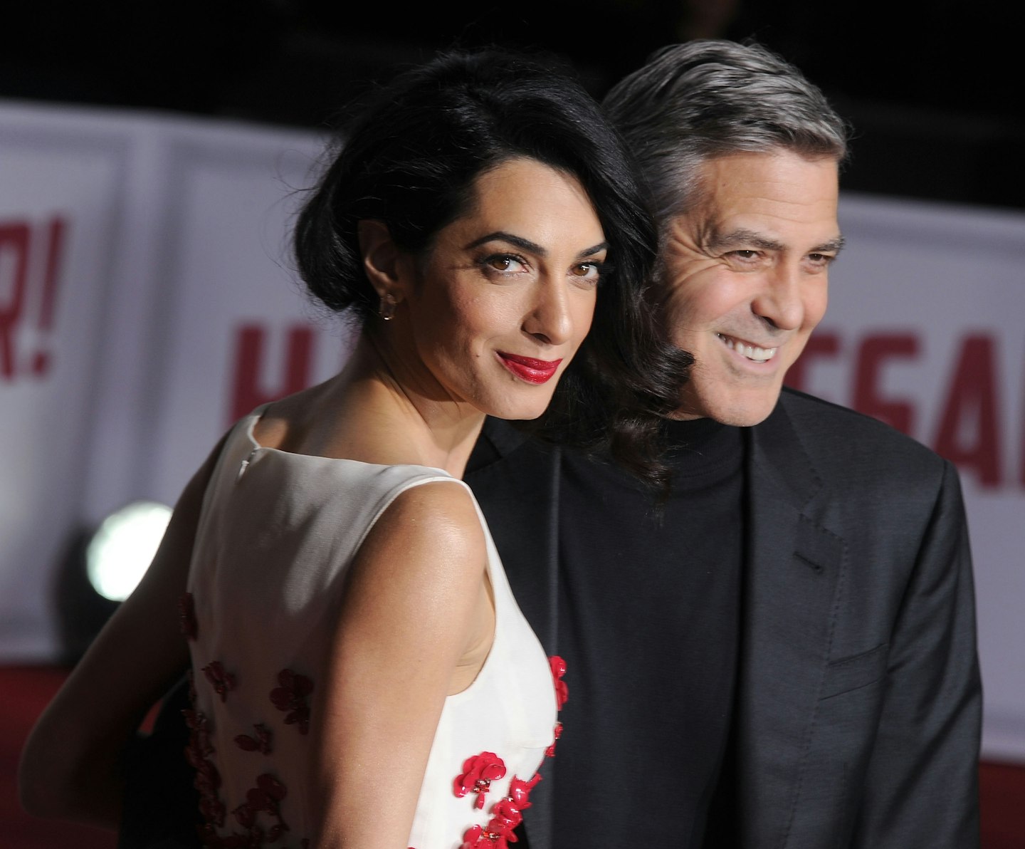 Amal Clooney Is the Latest Celebrity to Wear This Outdated Bag Trend  Everyone Is Obsessed With