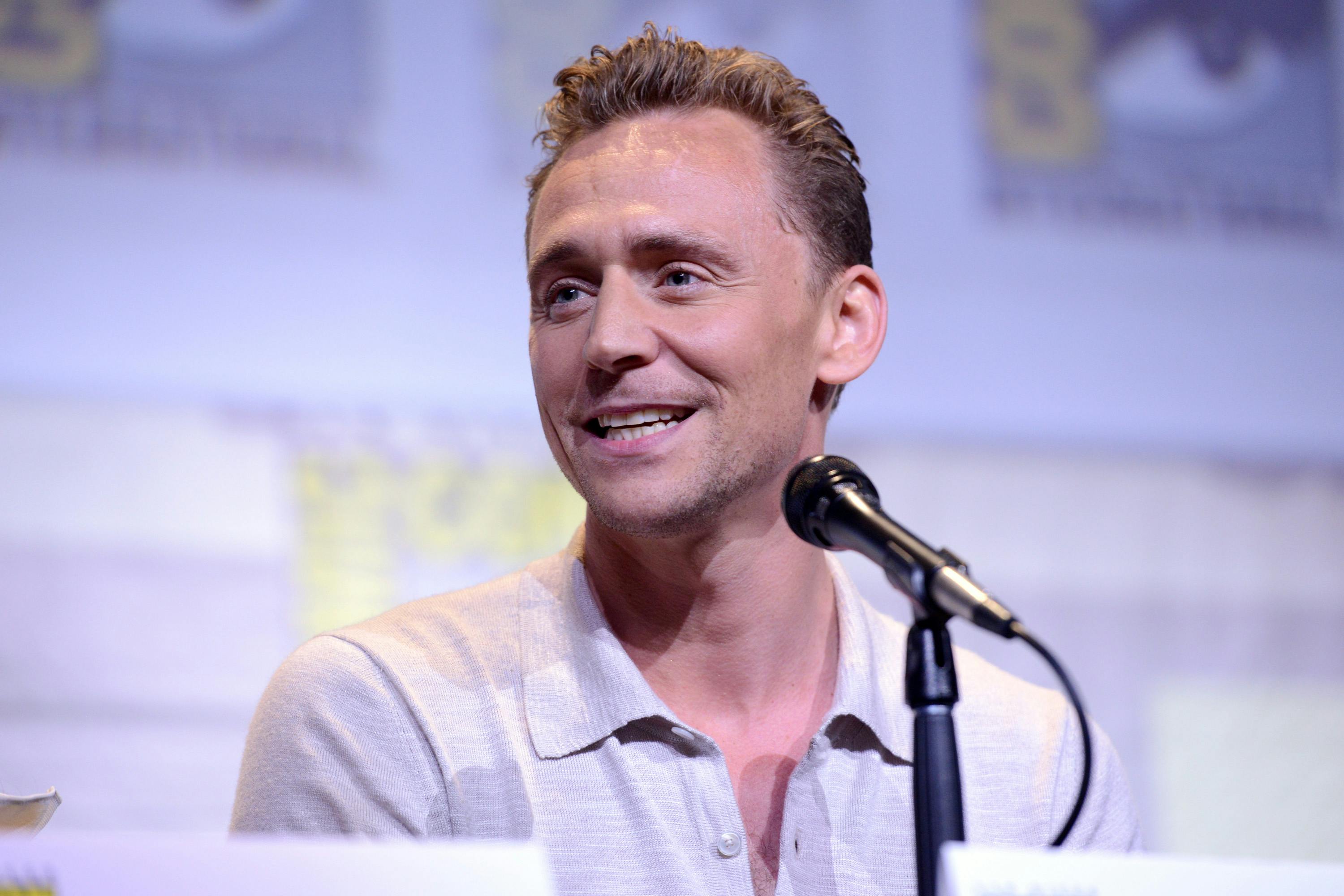 Tom Hiddleston Joins Instagram Grazia
