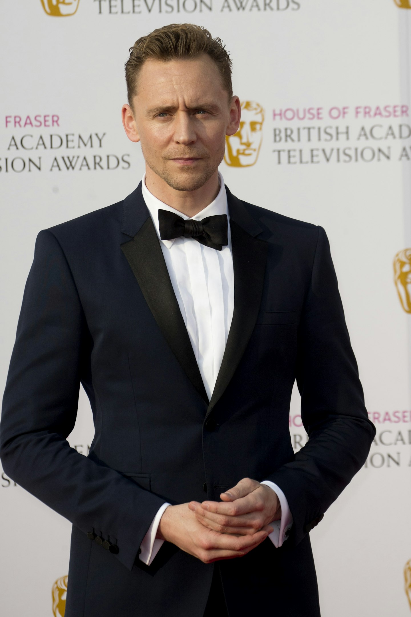 tom hiddleston baftas