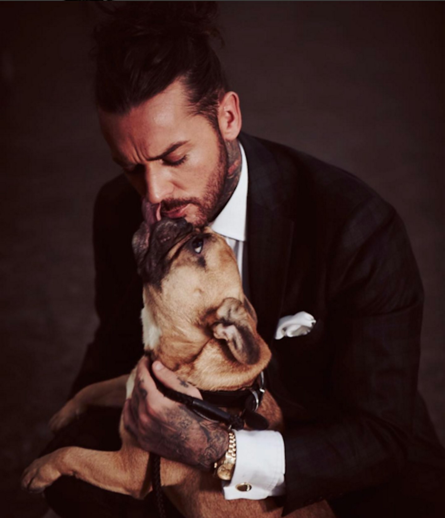 pete wicks with his dog earnest