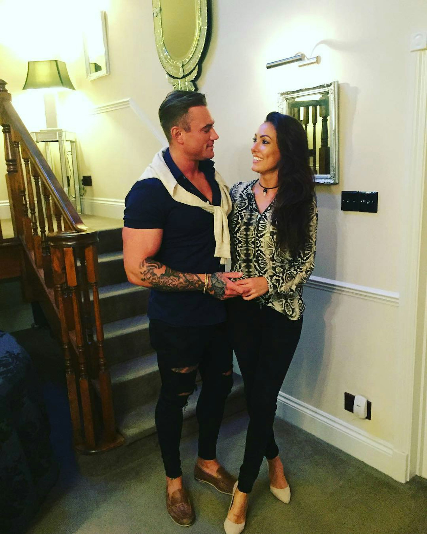 love island tom powell meets sophie gradon's parents