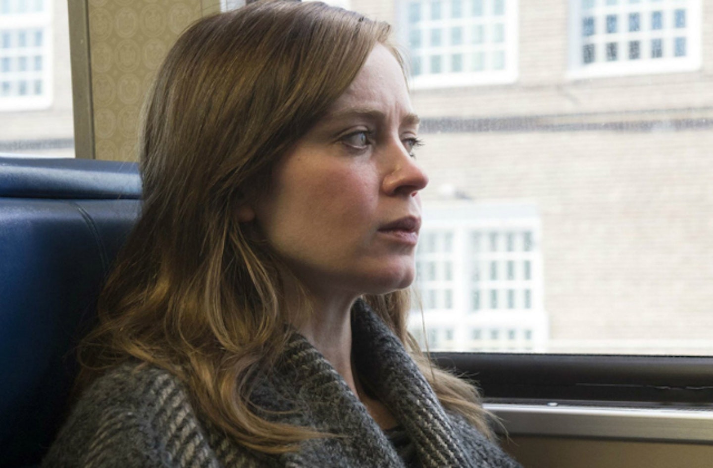 emily blunt girl on the train