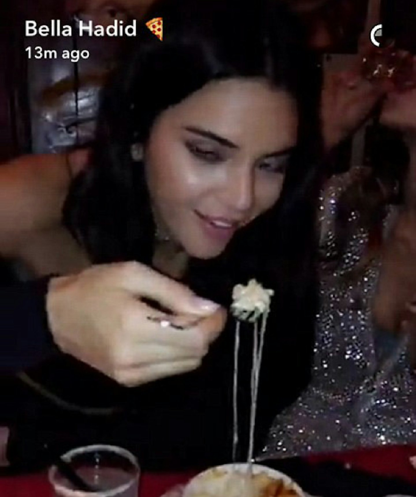 kendall jenner gigi hadid bella hadid eating