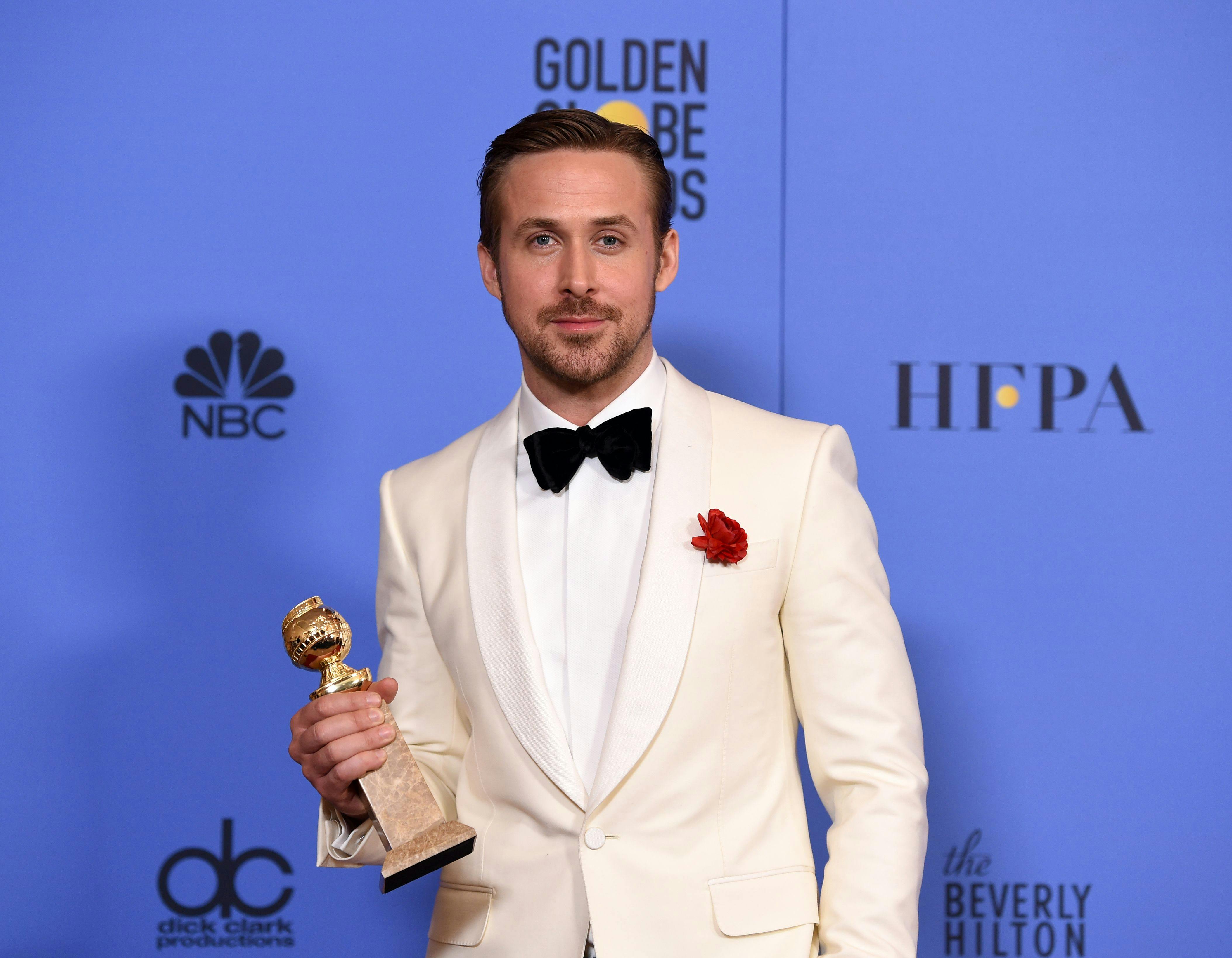 Ryan Gosling thanks partner Eva Mendes in emotional Golden Globes