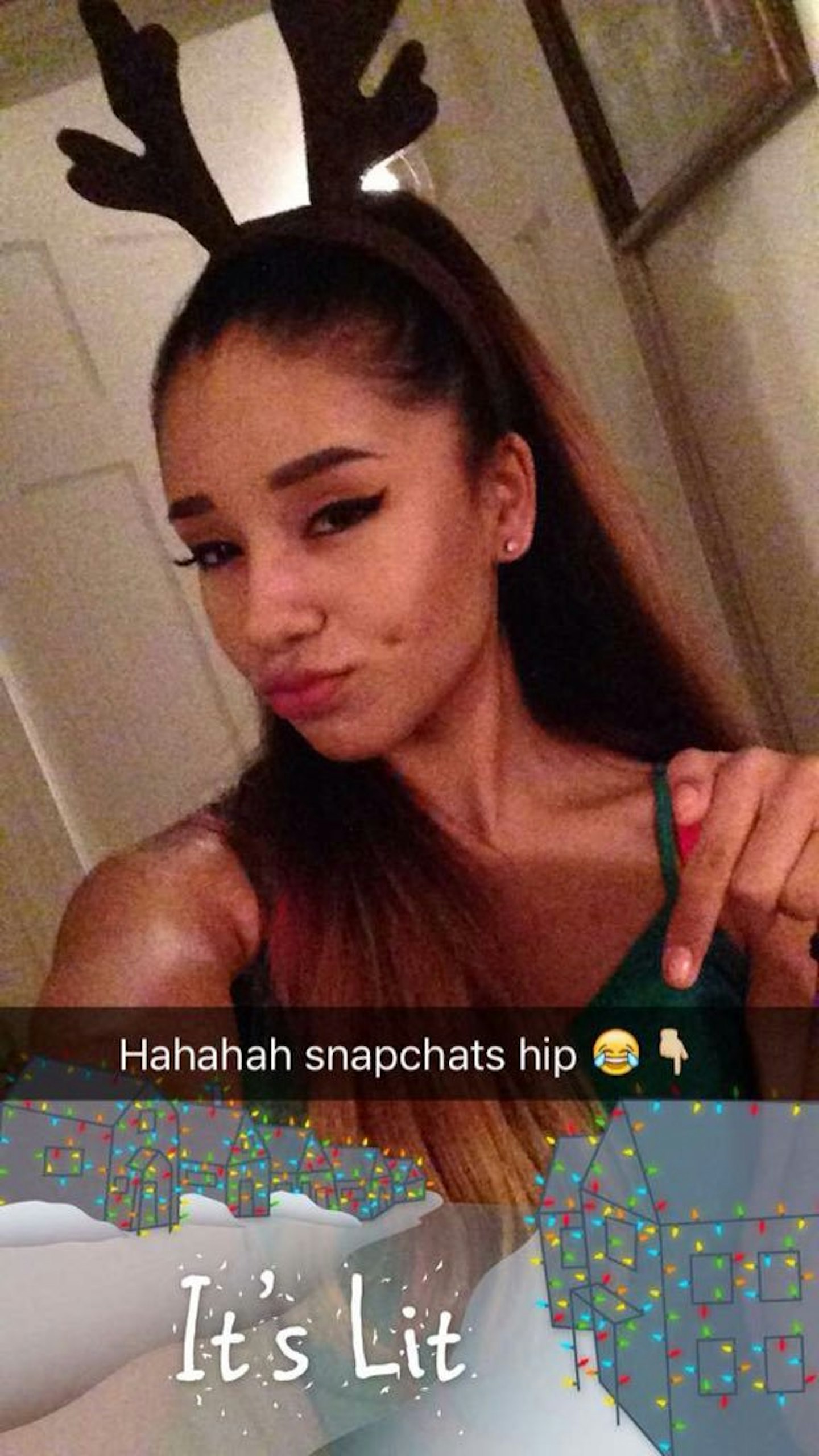 ariana-grande-lookalike-Jacky-Vasquez 