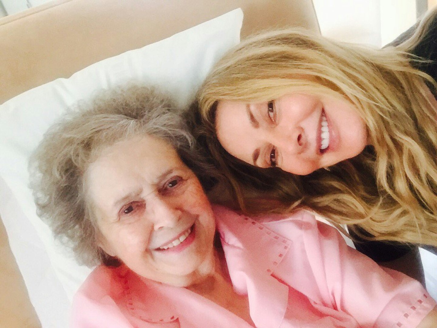 carol vorderman mum cancer