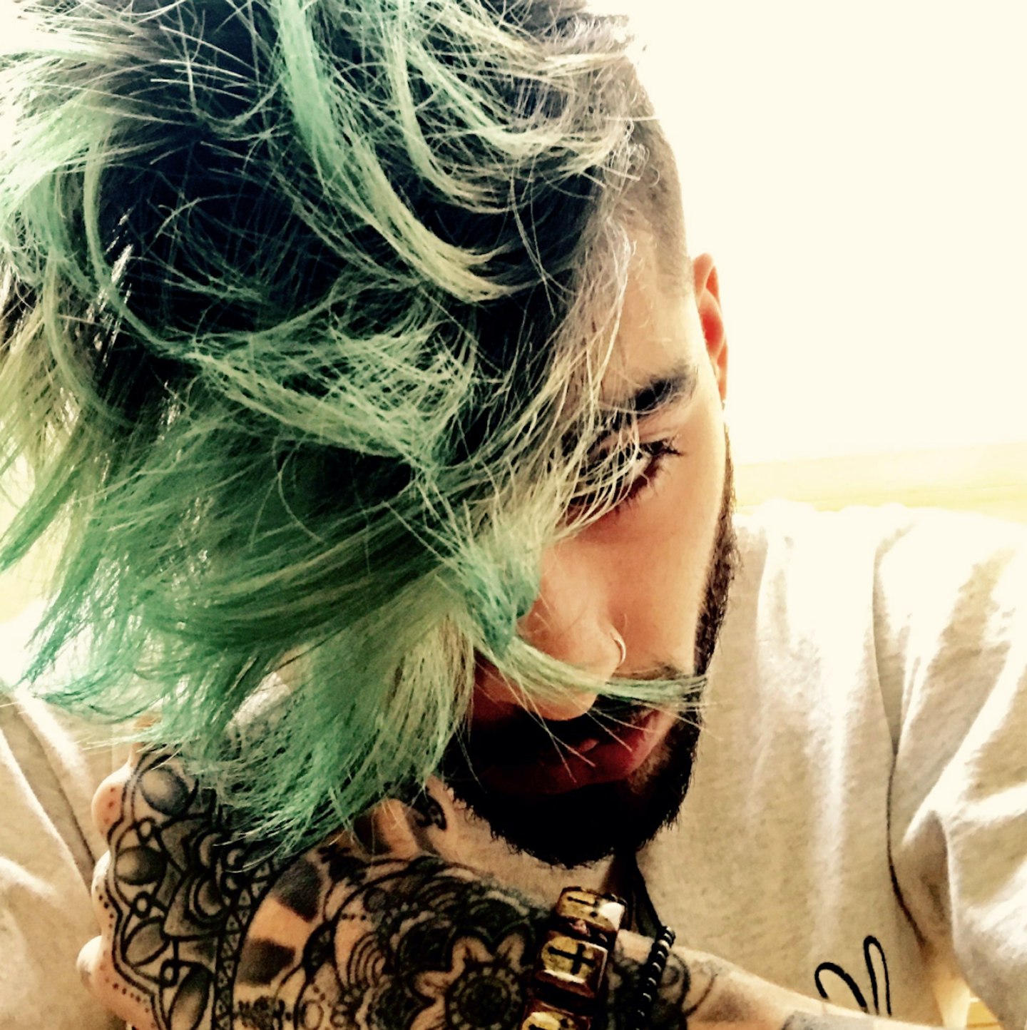 Zayn Malik green hair