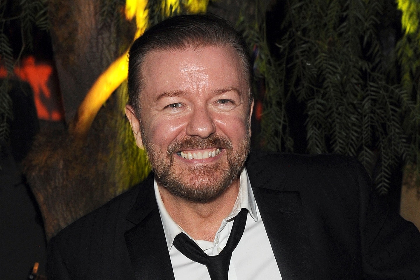 ricky-gervais-defends-dead-baby-jokes-bereaved-parents-walked-show-belfast