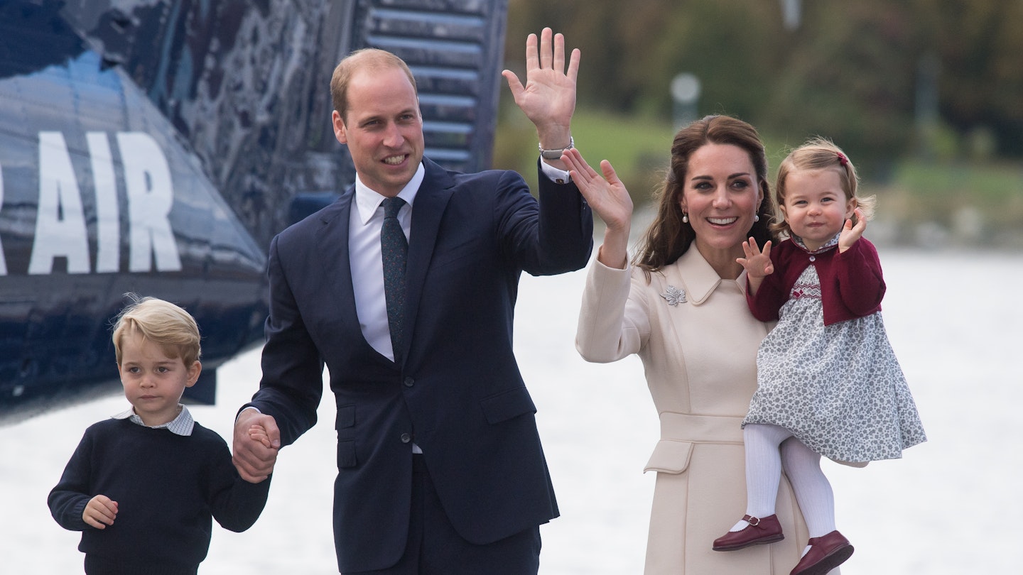 Prince George, Prince William, Kate Middleton and Princess cHarlotte arrive in Canada