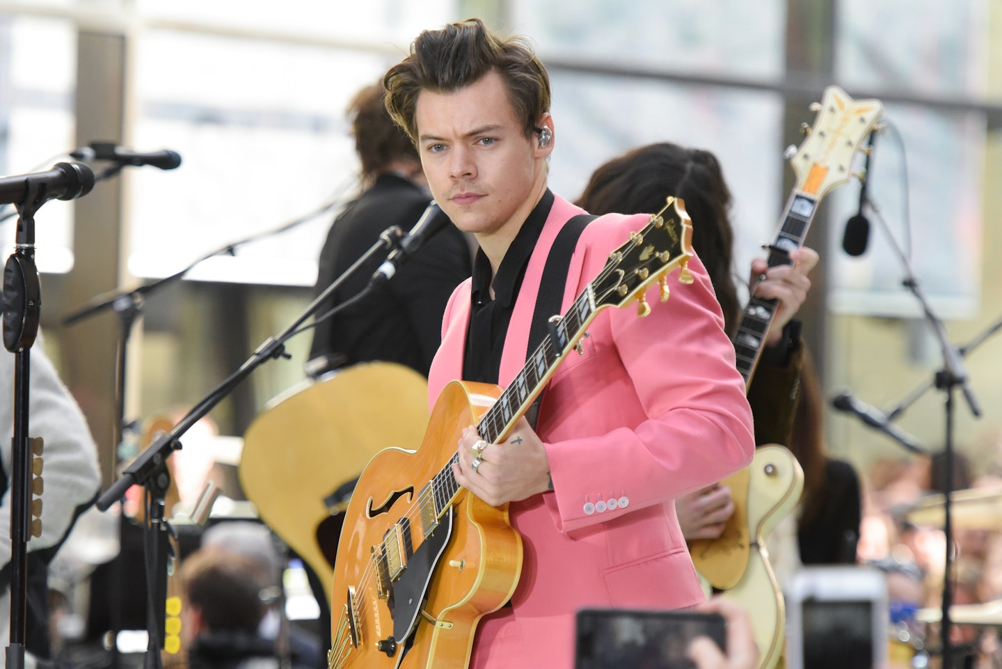 Harry Styles performs his new solo material in New York