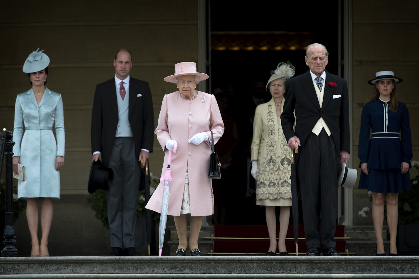 buckingham palace garden party