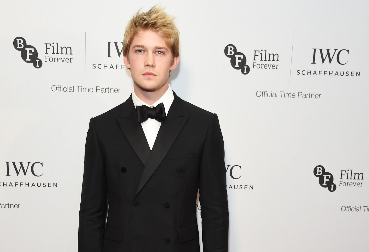 joe alwyn billy lynn's half time walk actor