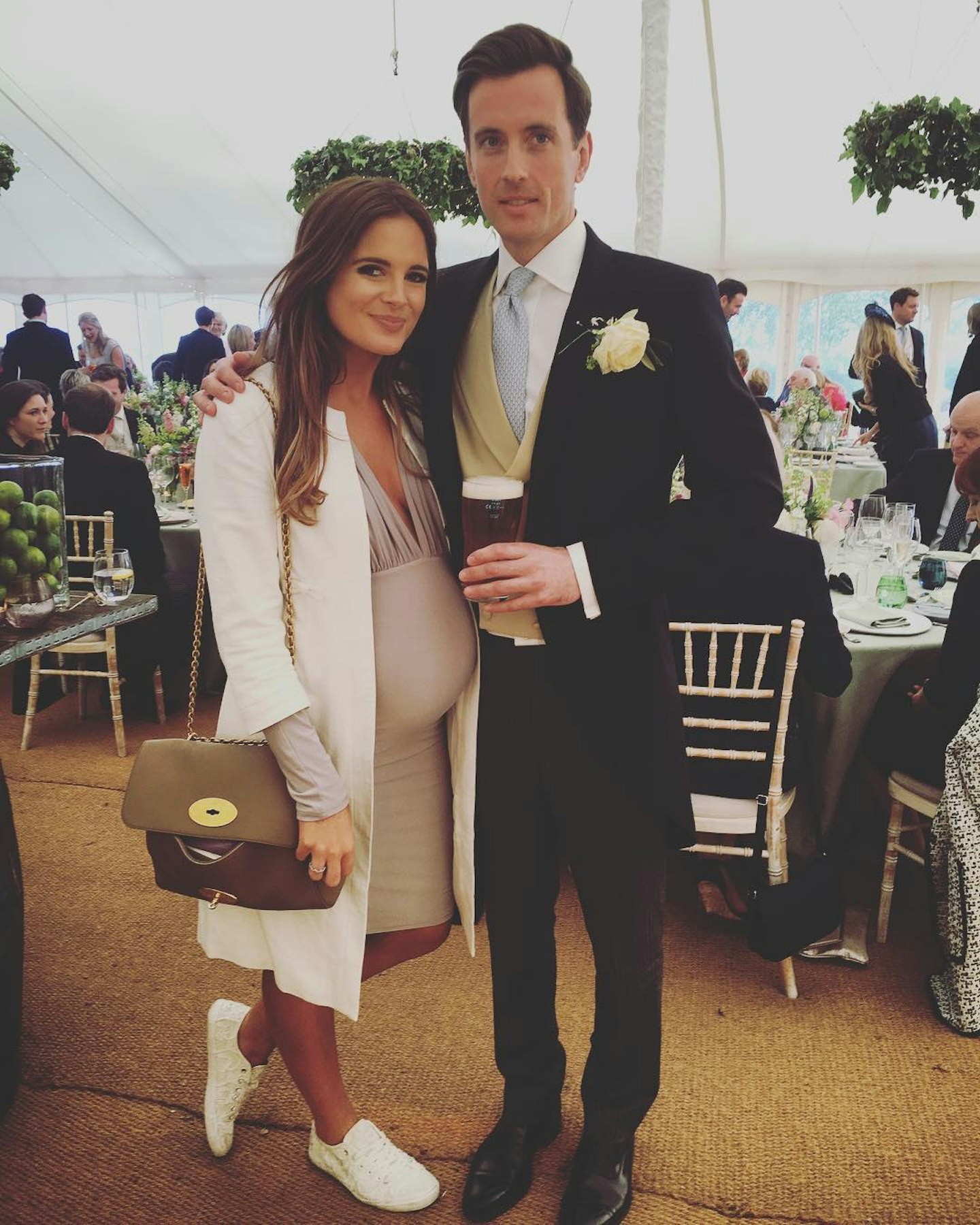 binky-felstead-pregnant-sister-anna-louise-matching-bumps-brother-oliver-wedding