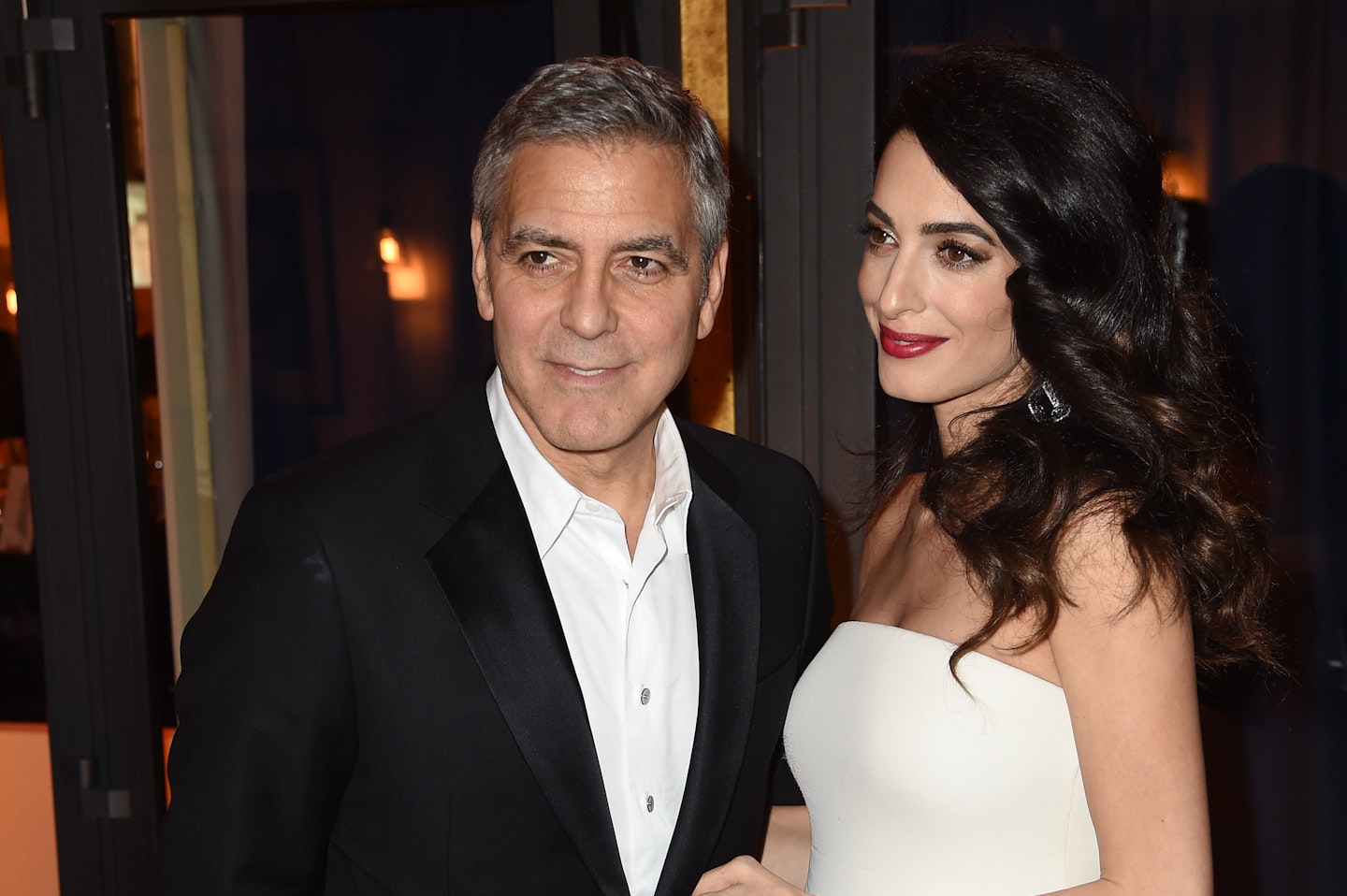 geroge amal clooney red carpet