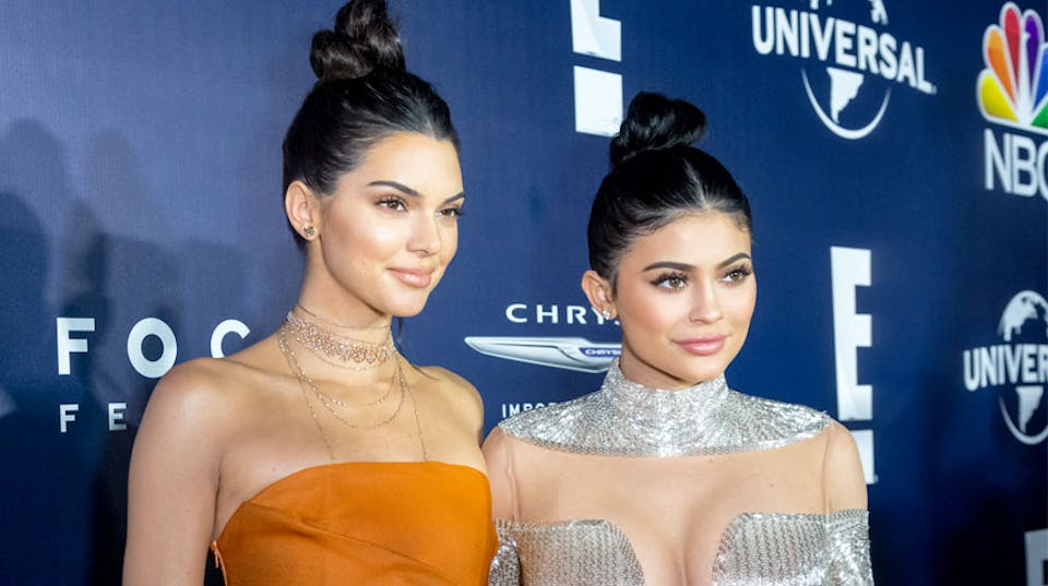 Kendall And Kylie Apologise As They Pull Controversial ‘Vintage’ T ...