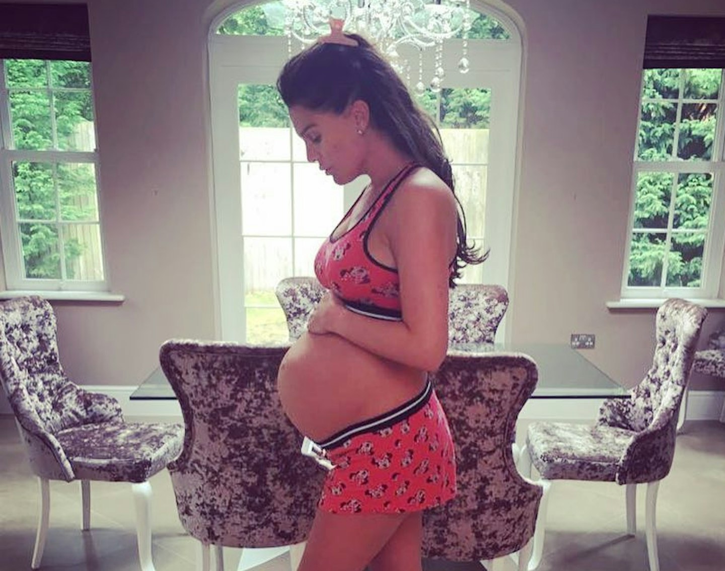 danielle-lloyd-post-pregnancy-body-instagram