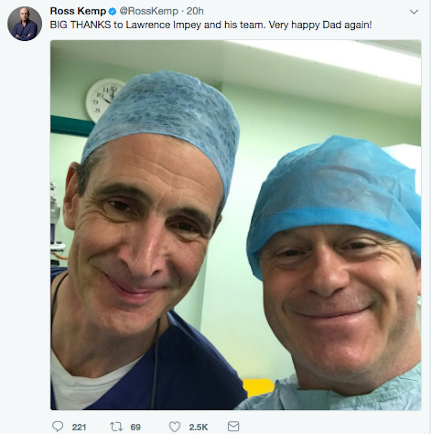 Ross Kemp Renee twins doctor selfie