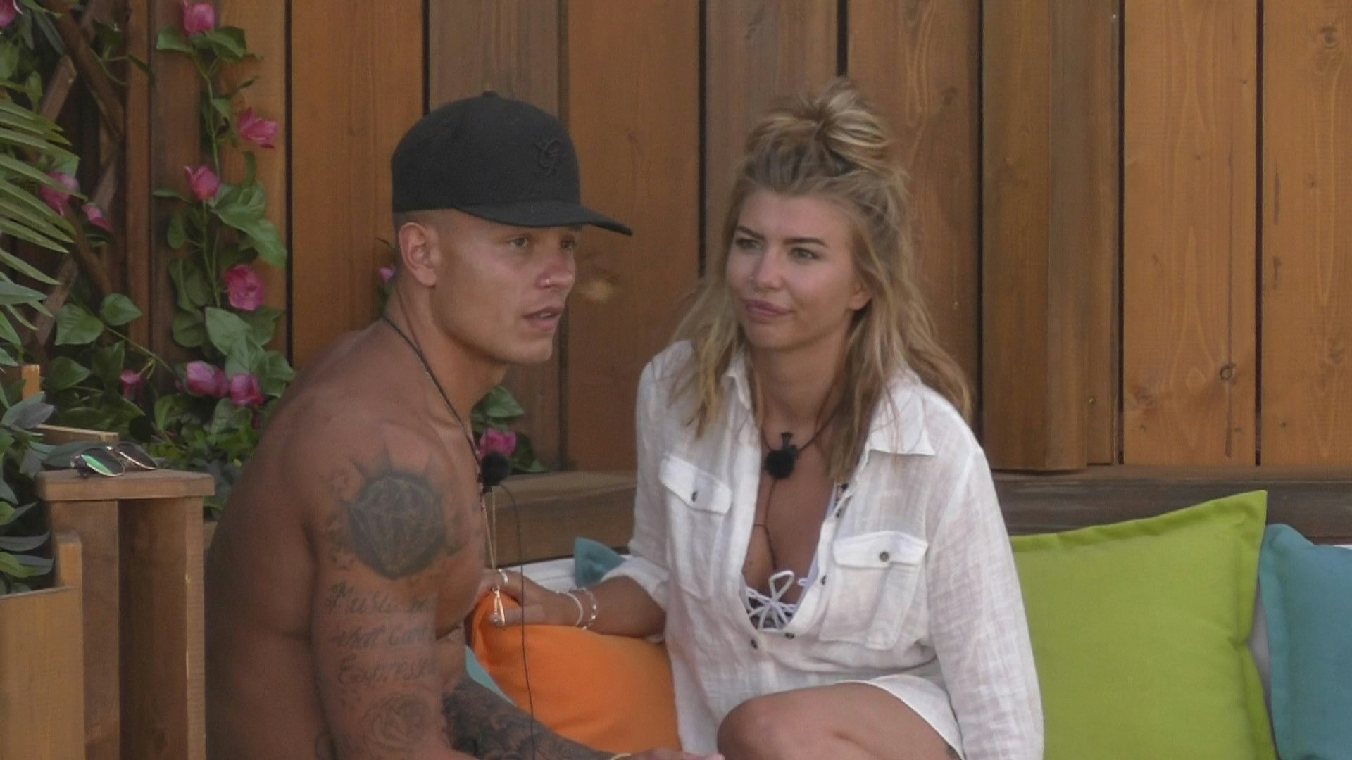 Love Island Alex Olivia