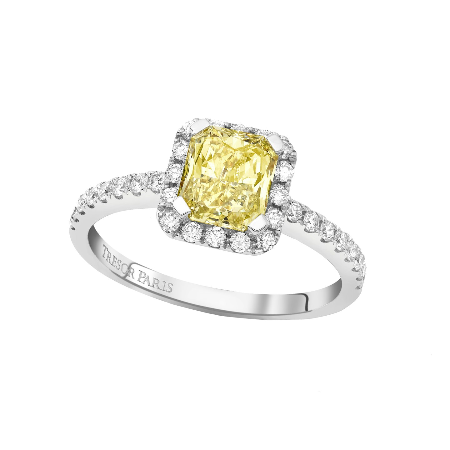 Tresor Paris engagement ring tips