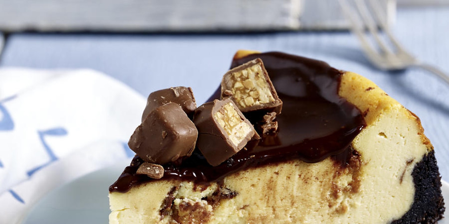 Snickers cake