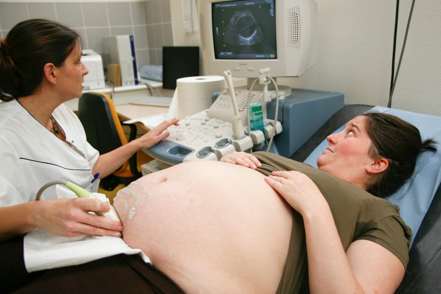 overweight-women-swedish-study-pregnant-babies-cerebral-palsy-obese