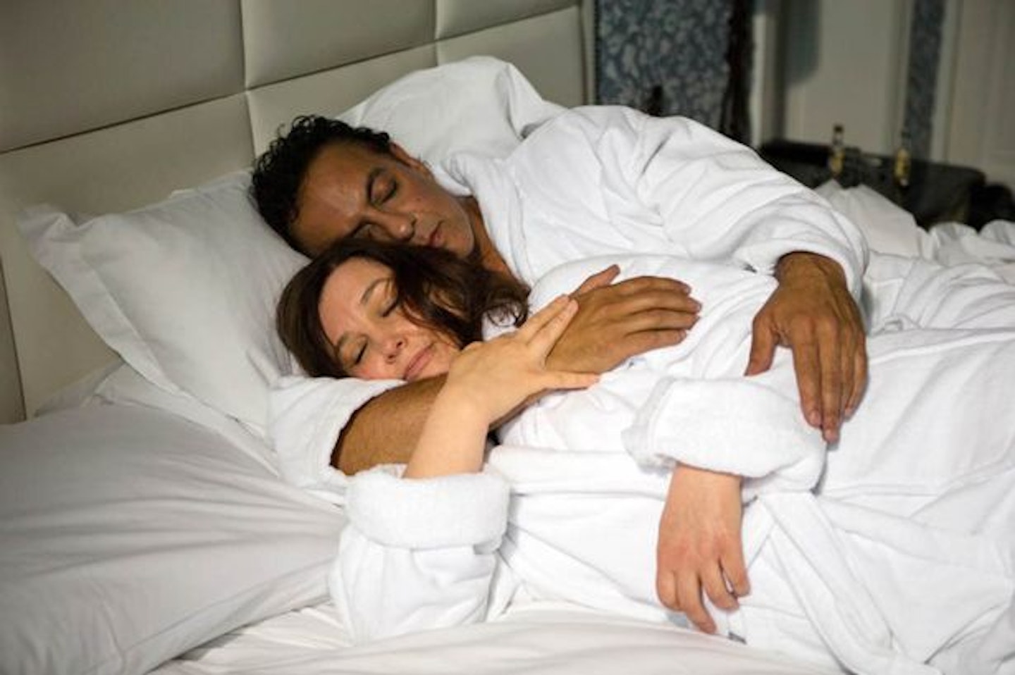 Coronation Street Dev Alahan and Mary Taylor end up in bed together