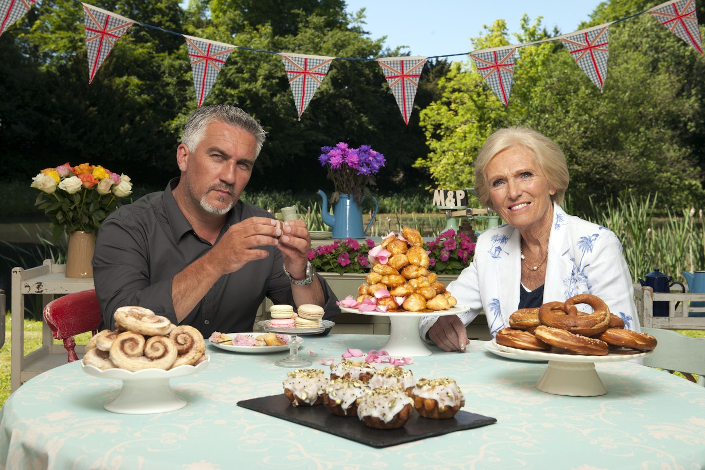 Mary Berry Paul Hollywood Great British Bake Off