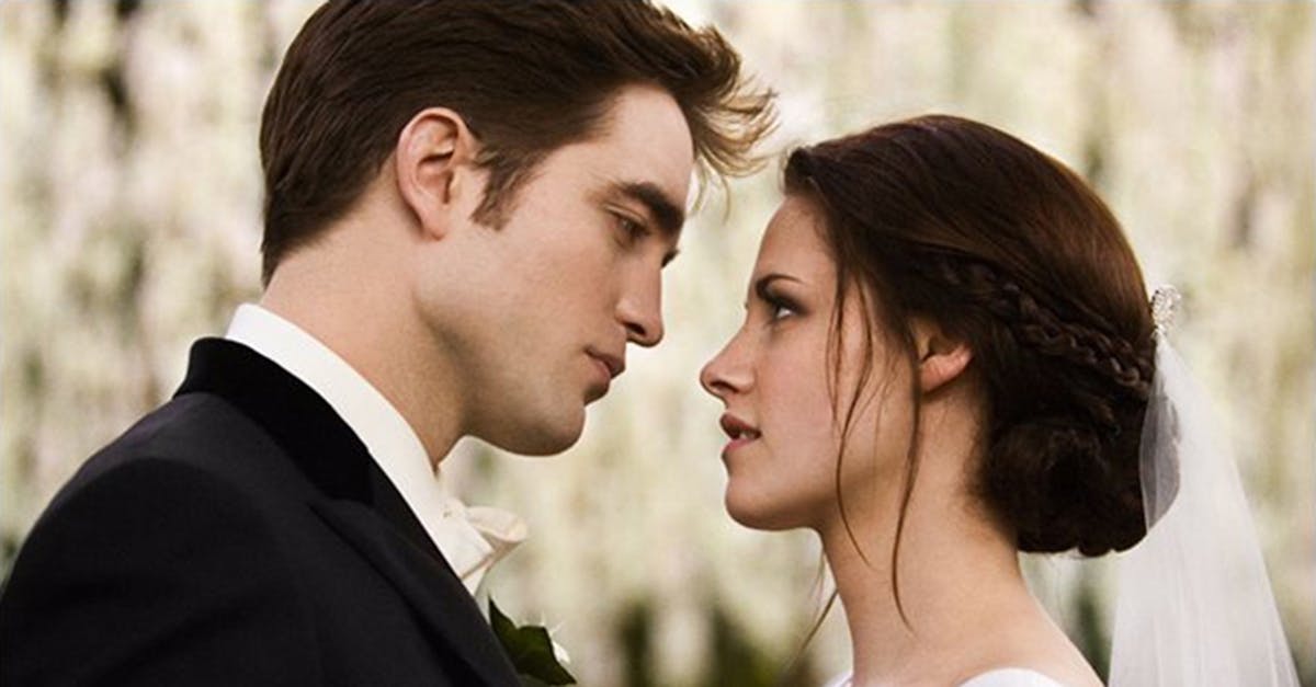 Bella Swan's Engagement Ring from 'Twilight' Goes to Auction | Us Weekly