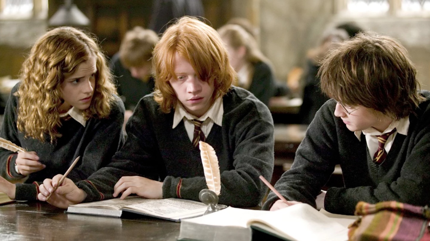 harry-ron-hermione-books