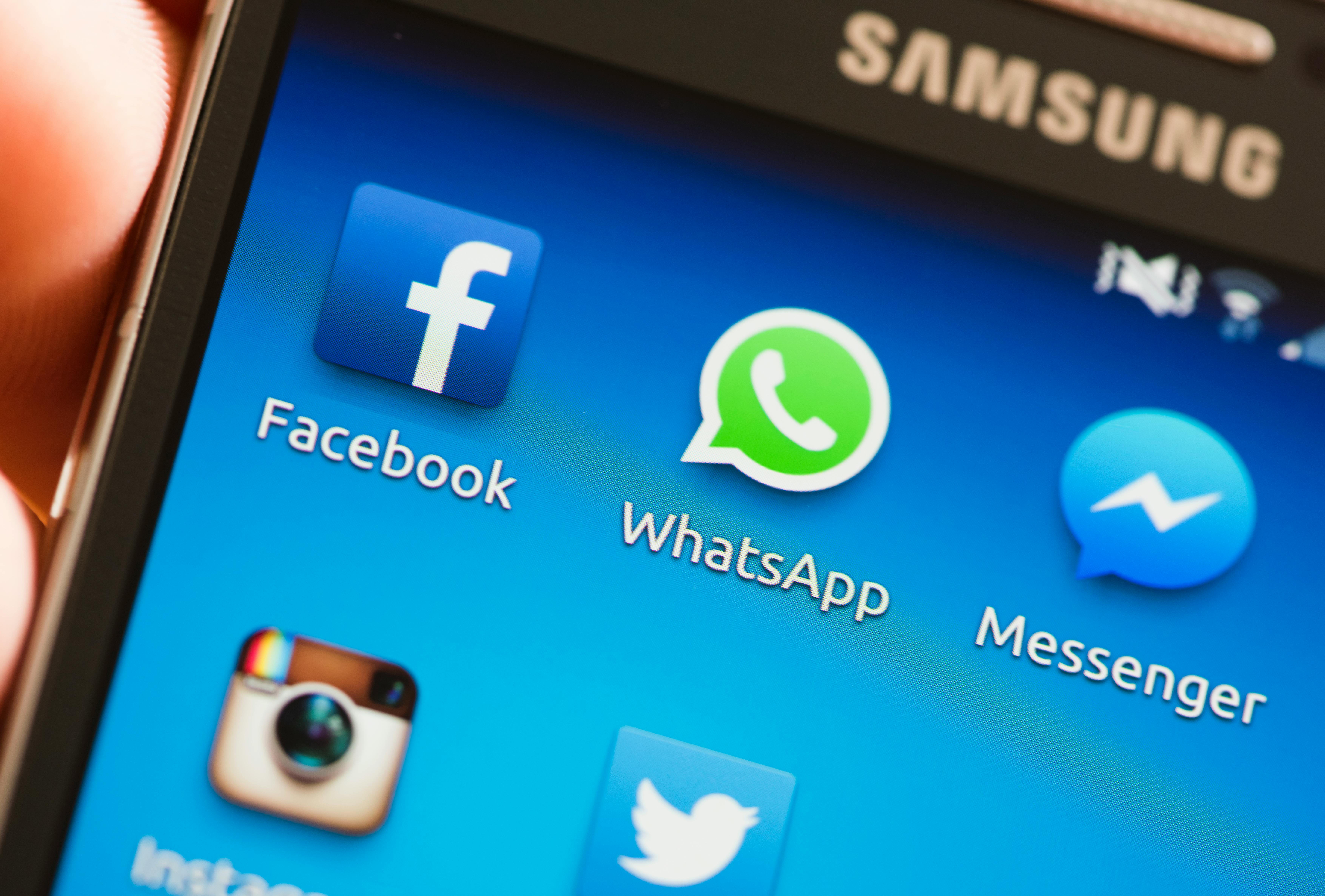 Watch out for this MASSIVE WhatsApp scam - heat