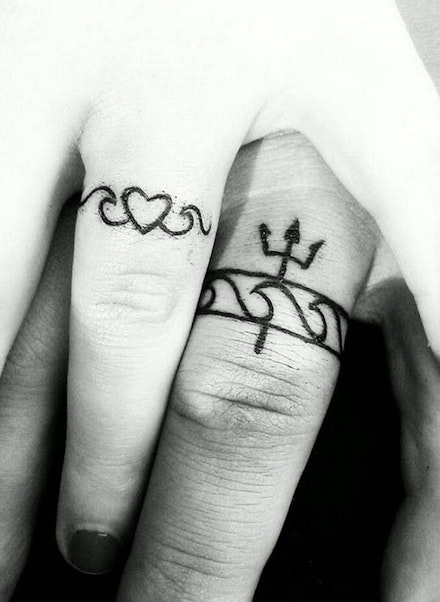 21 wedding ring tattoo ideas ideas for your never-ending love story | Closer