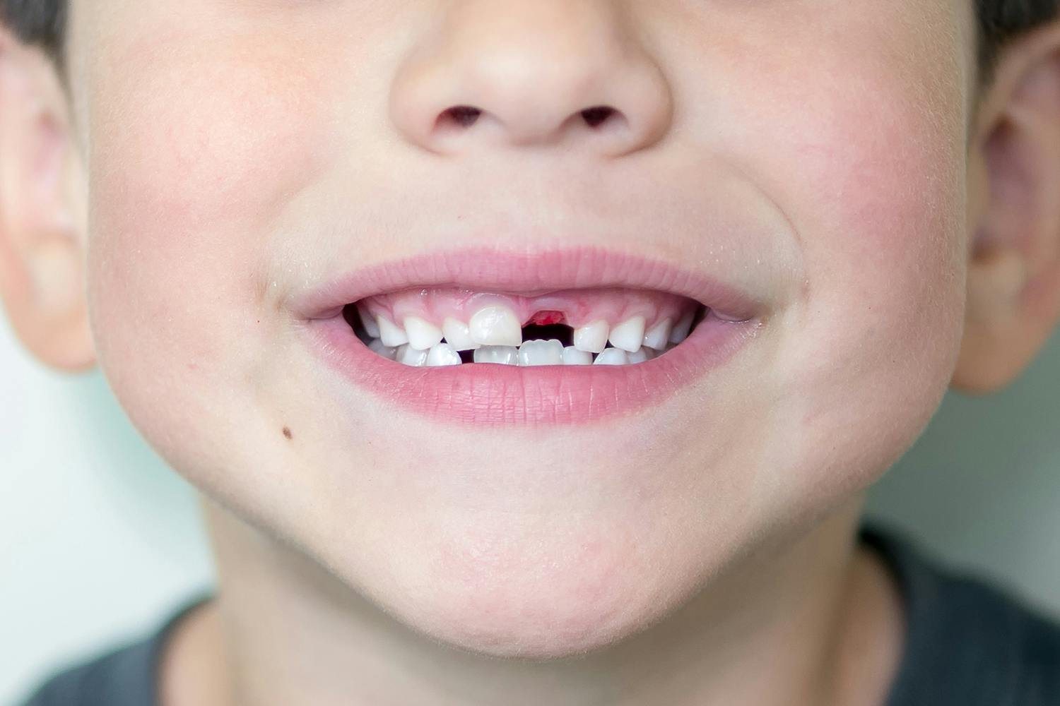 Dad tooth fairies pay more for teeth than mum tooth fairies