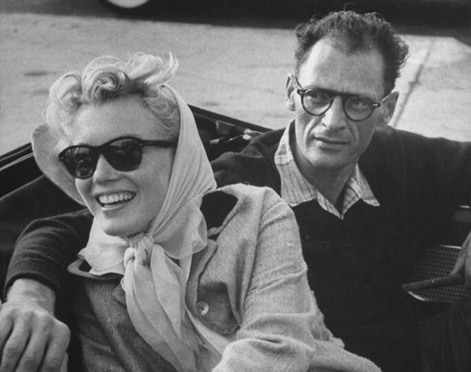 Ray-Ban: The History Of The World's Most Iconic Sunglasses Brand- Grazia
