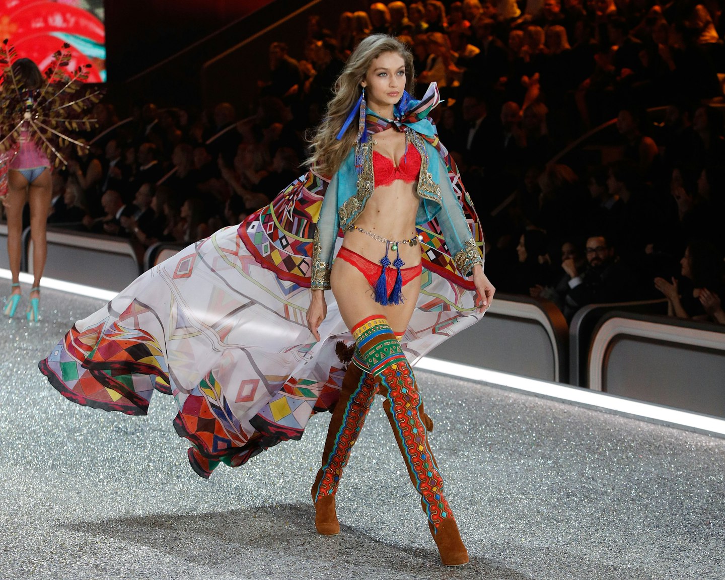 All The Show-Stopping Looks From The Victoria's Secret 2016 Catwalk - Grazia
