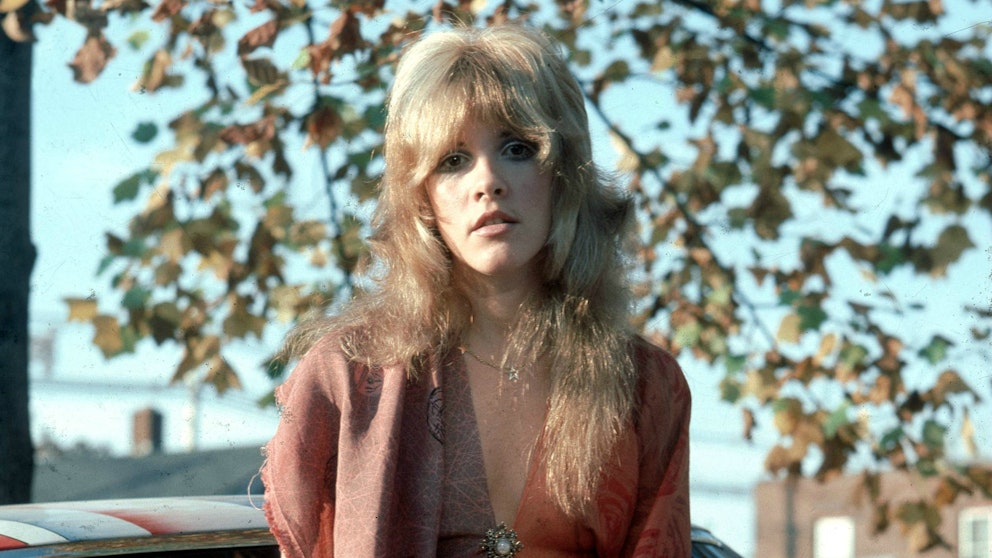 Stevie Nicks 70s Style A Love Letter To The Queen Of Boho Grazia stevie-nicks-70s-style-a-love-letter-to-the-queen-of-boho-grazia