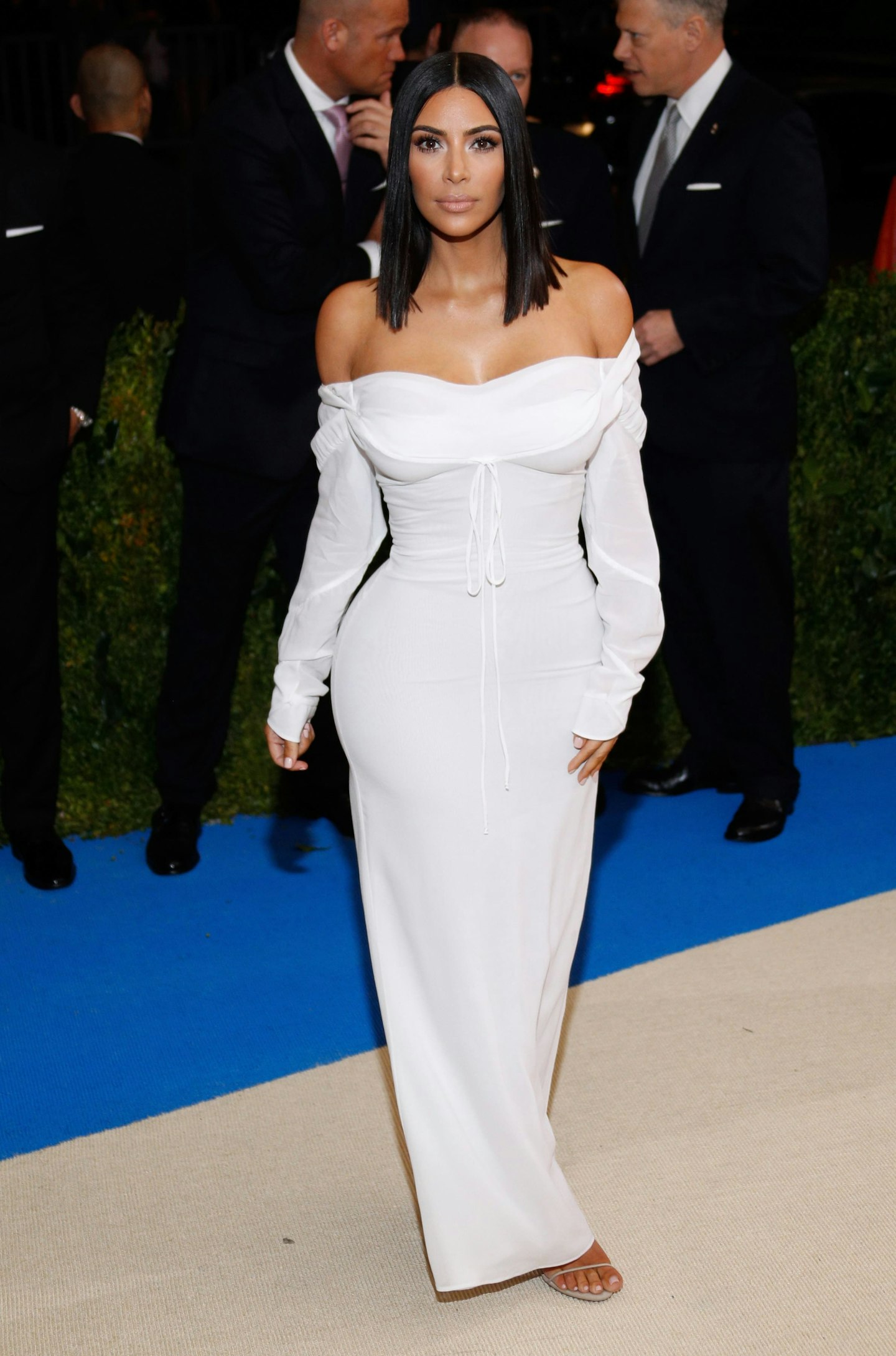 Kim-Kardashian-outfits-fashion-long-white-dress-missguided