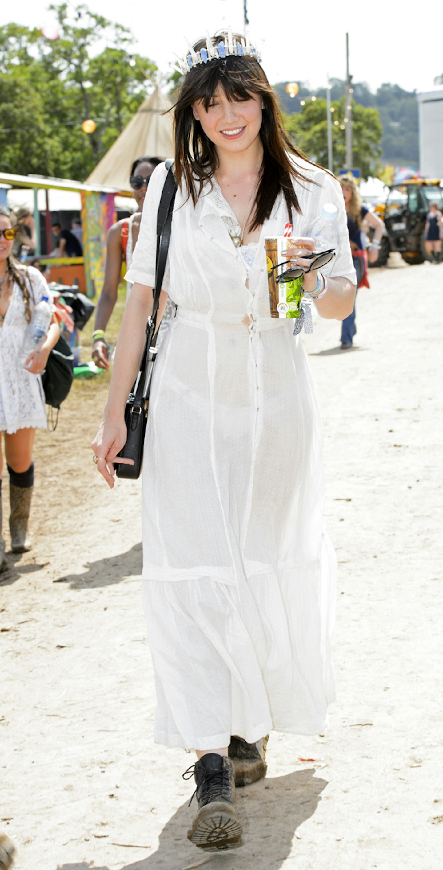 daisy lowe festivals style fashion inspiration