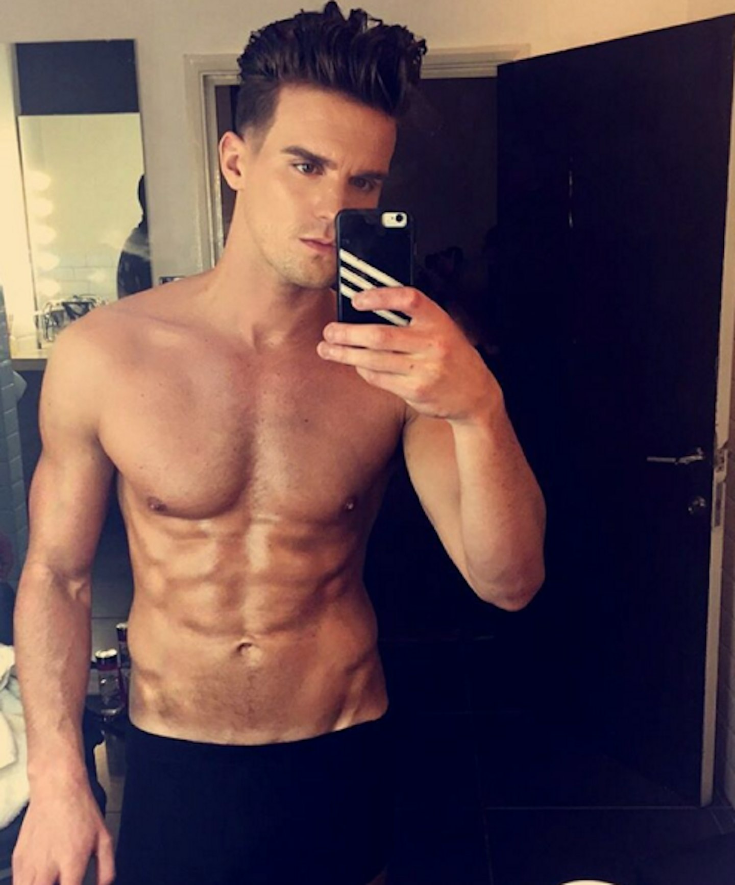 Gary Beadle naked selfie