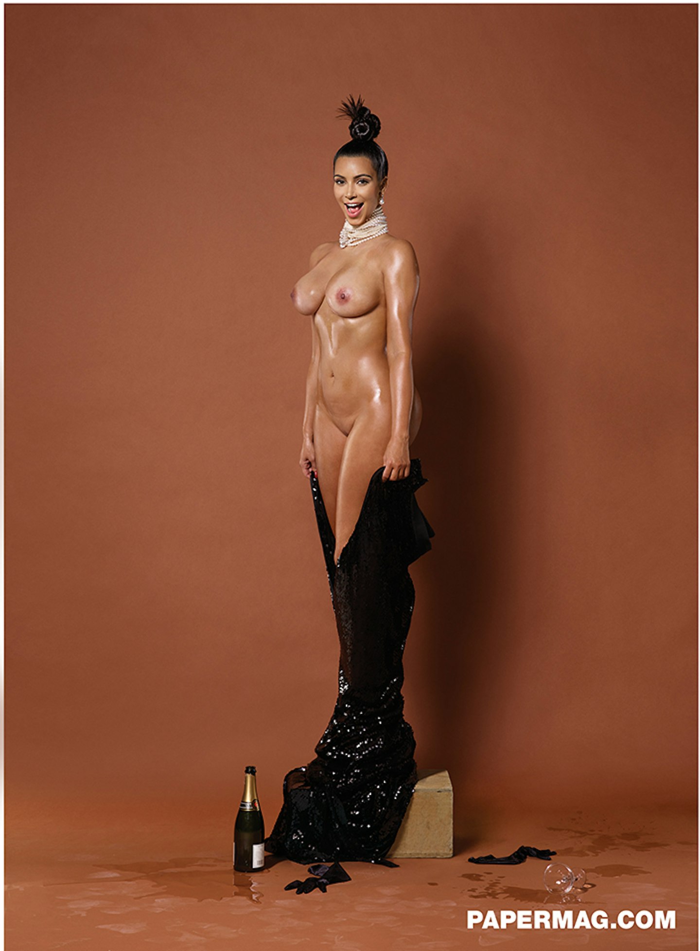 Kim Kardashian naked full frontal Paper magazine