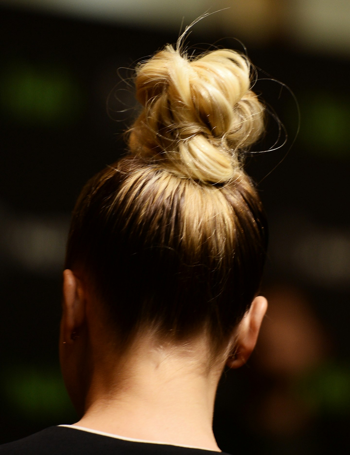 Kaley Cuoco Topknot Bun Hairstyles